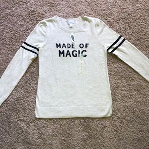 Women’s lightweight sweater